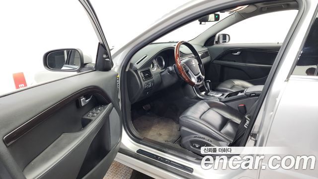Volvo S80 2011 thumb 10