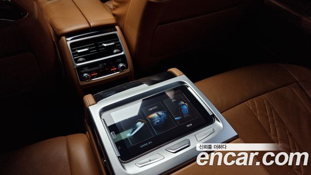 BMW 7 серии 2017 thumb 12