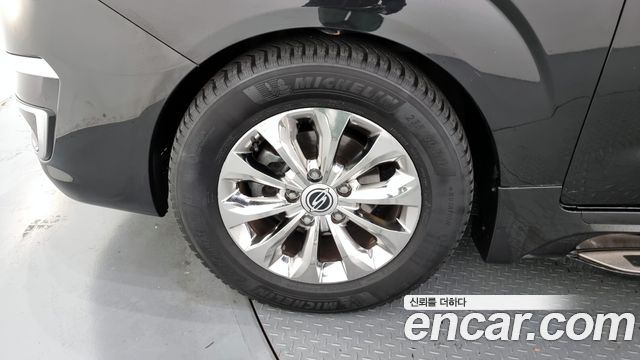SsangYong Korando 2017 thumb 6