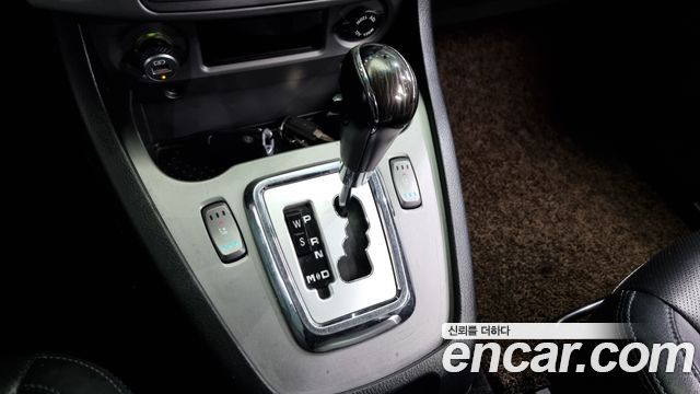 SsangYong Korando 2017 thumb 10