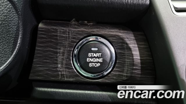 SsangYong Korando 2017 thumb 12