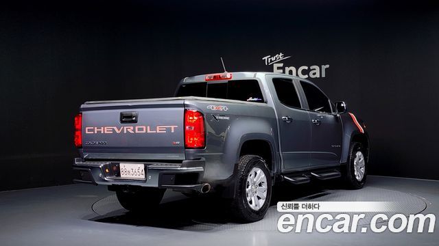 Chevrolet Colorado 2022 thumb 3