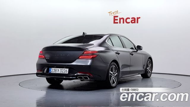 Genesis G70 2021 thumb 3