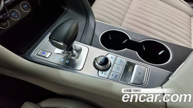 Genesis G70 2021 thumb 9