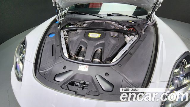 Porsche Panamera 2020 thumb 7