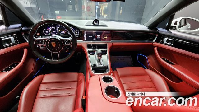 Porsche Panamera 2020 thumb 8