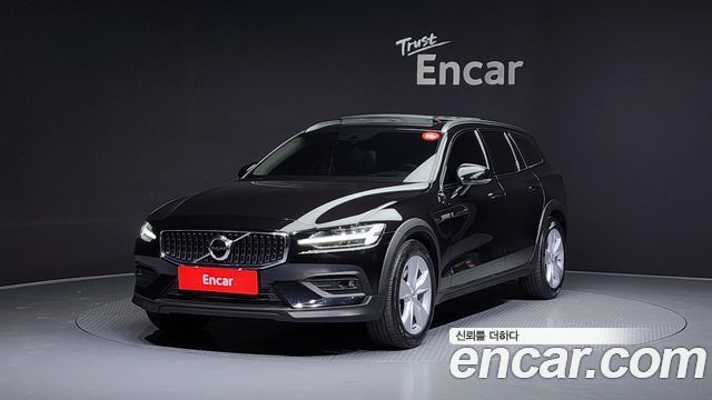 Volvo V60 2019 thumb 2