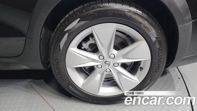 Volvo V60 2019 thumb 5