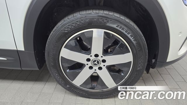 Mercedes-Benz GLB 2020 thumb 6