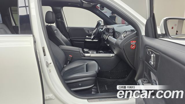 Mercedes-Benz GLB 2020 thumb 12