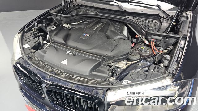 BMW X6 M 2016 thumb 6