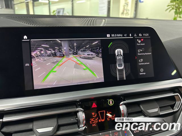 BMW M4 2023 thumb 8