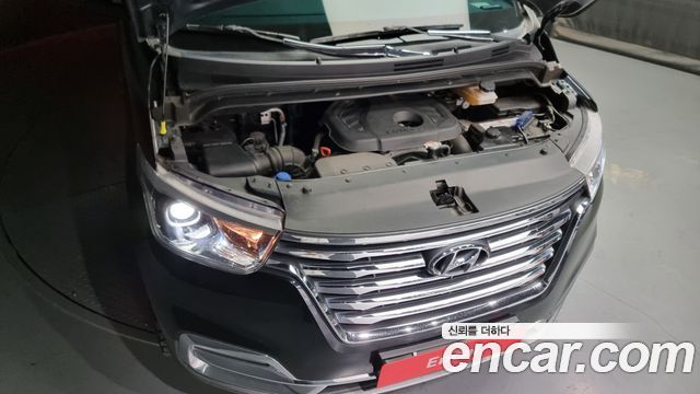Hyundai Starex 2019 thumb 7