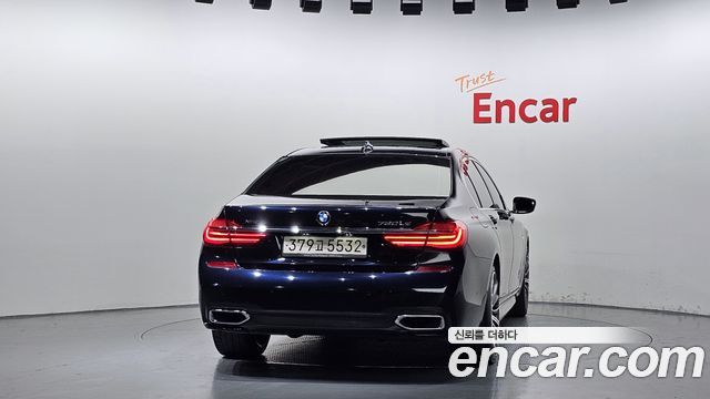 BMW 7 серии 2017 thumb 5