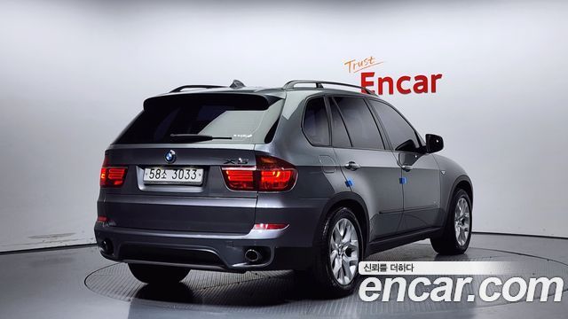 BMW X5 2012 thumb 3