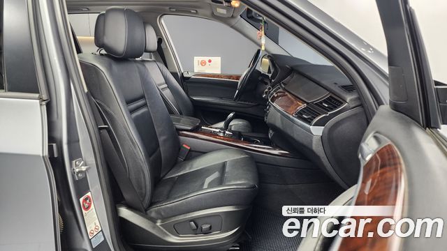 BMW X5 2012 thumb 12
