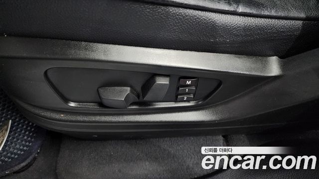 BMW X5 2012 thumb 11
