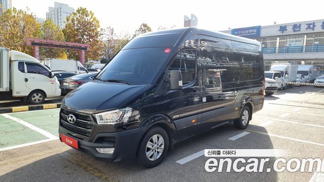Hyundai Staria 2018 thumb 2