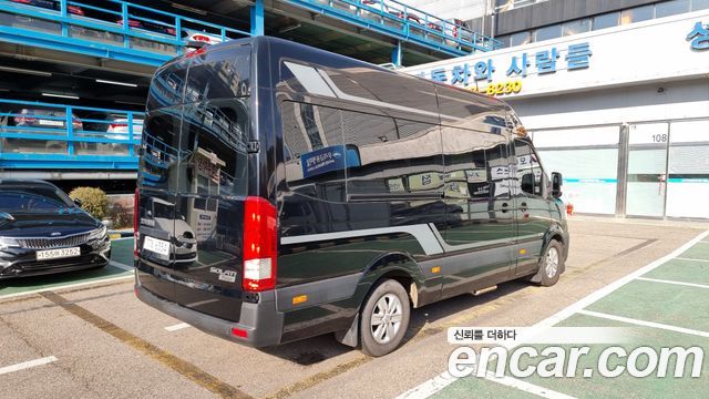 Hyundai Staria 2018 thumb 3