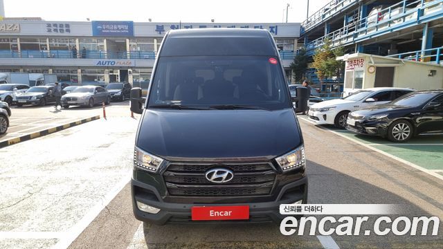 Hyundai Staria 2018 thumb 4