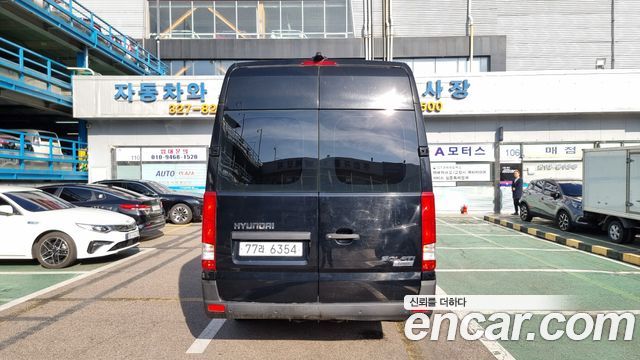 Hyundai Staria 2018 thumb 5