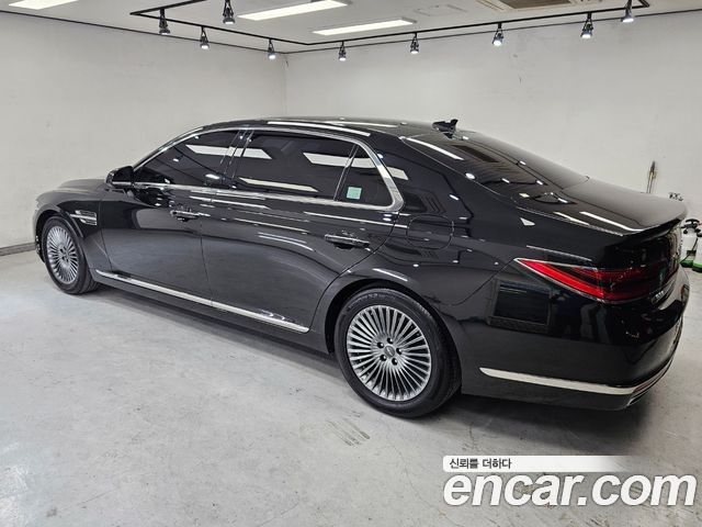 Genesis G90 2019 thumb 6