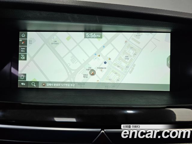 Genesis G90 2019 thumb 10