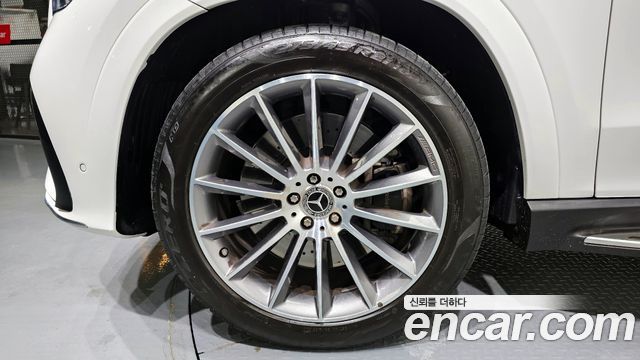Mercedes-Benz GLE 2023 thumb 6
