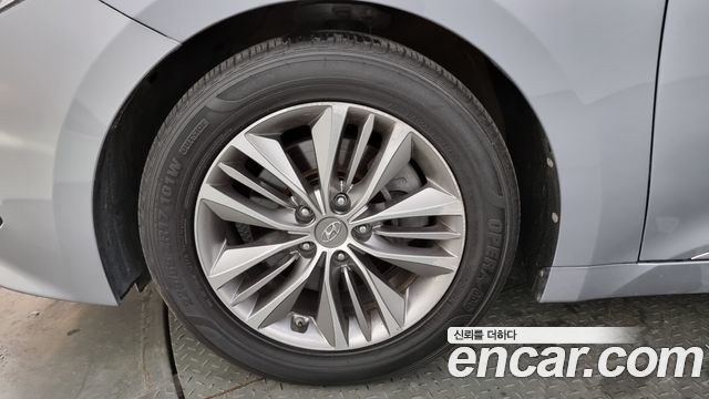 Hyundai Grandeur 2016 thumb 6
