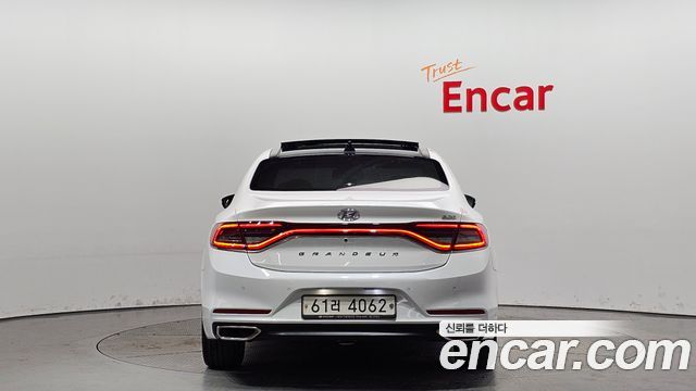 Hyundai Grandeur 2017 thumb 5