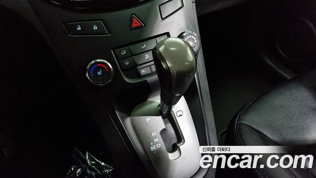 Chevrolet Orlando 2016 thumb 10