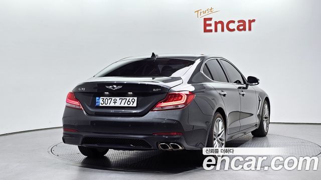 Genesis G70 2019 thumb 3