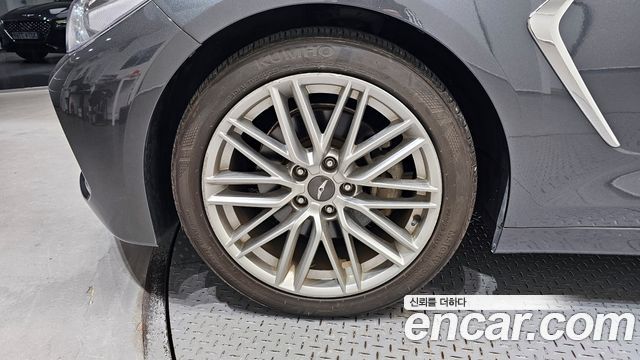 Genesis G70 2019 thumb 5