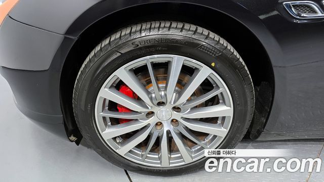 Maserati Quattroporte 2014 thumb 6