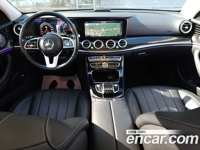 Mercedes-Benz E-Class 2020 thumb 2