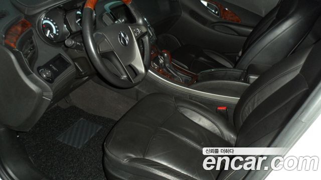 Chevrolet Alpheon 2013 thumb 8