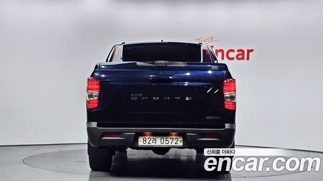 SsangYong Rexton 2019 thumb 4