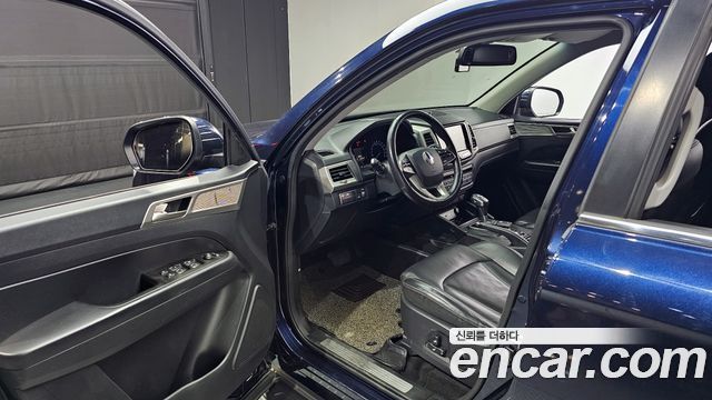 SsangYong Rexton 2019 thumb 12