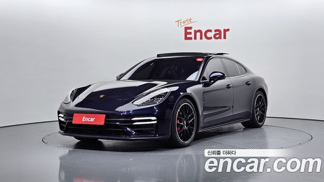 Porsche Panamera 2022 thumb 2