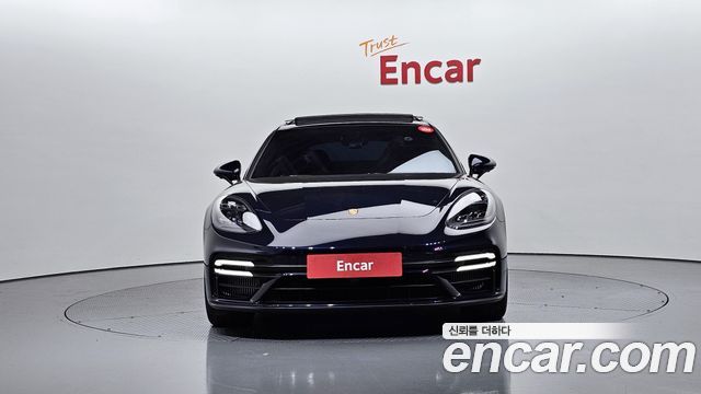 Porsche Panamera 2022 thumb 4