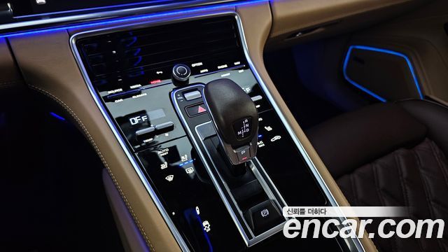 Porsche Panamera 2022 thumb 10