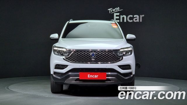 SsangYong Rexton 2020 thumb 4