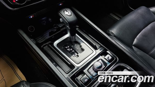 SsangYong Rexton 2020 thumb 9