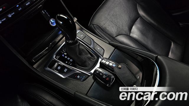 Hyundai Grandeur 2017 thumb 9