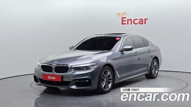 BMW 5 серии 2018 thumb 2