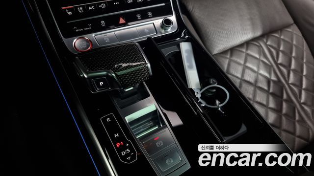 Audi S8 2020 thumb 10