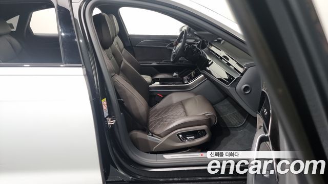 Audi S8 2020 thumb 11