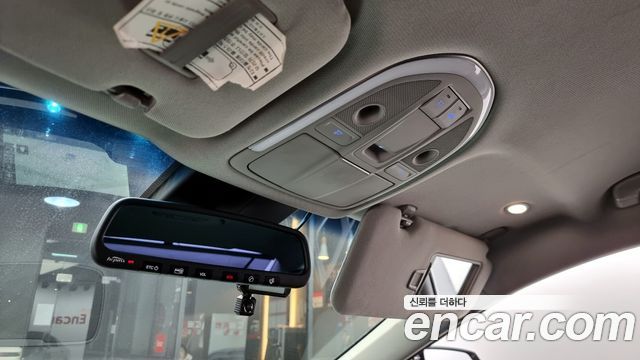 Hyundai Genesis 2016 thumb 12