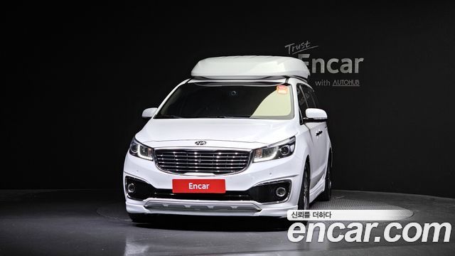 Kia Carnival 2018 thumb 4