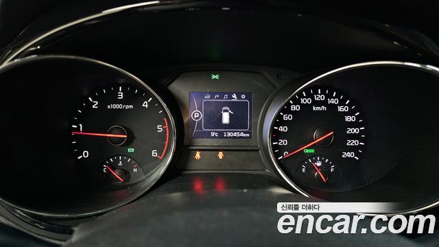 Kia Carnival 2018 thumb 9